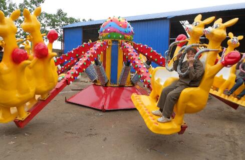 兒童游樂(lè)設(shè)施