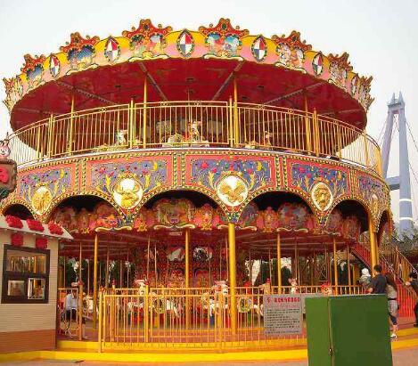 16座上傳動豪華轉(zhuǎn)馬