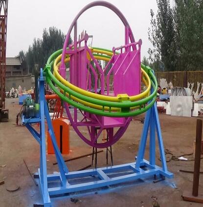 大型游樂場(chǎng)游樂設(shè)備