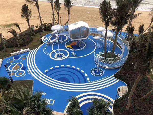 小區(qū)無動力滑梯