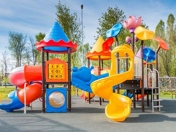 兒童游樂設(shè)備